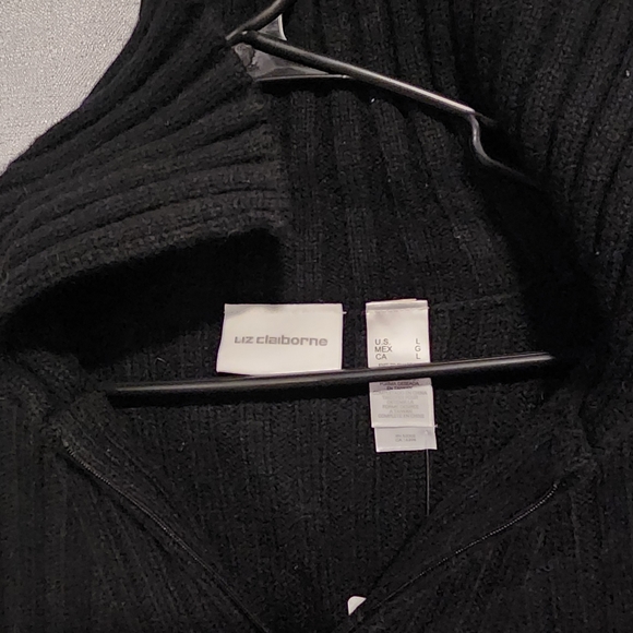 Liz Claiborne sweater size large nwt - Picture 3 of 5
